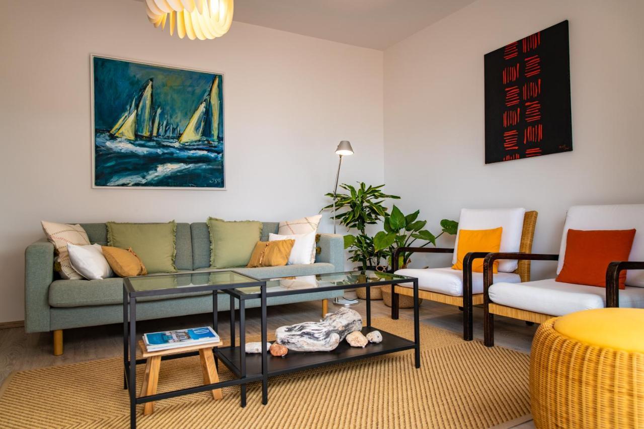 Apartment Axelle 50 Meters To The Beach 반졸레 외부 사진