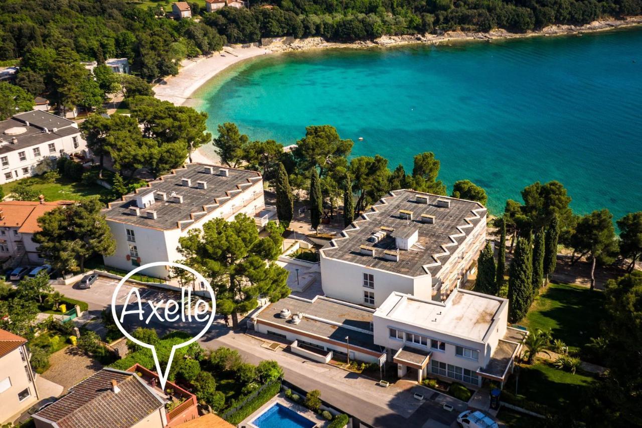 Apartment Axelle 50 Meters To The Beach 반졸레 외부 사진
